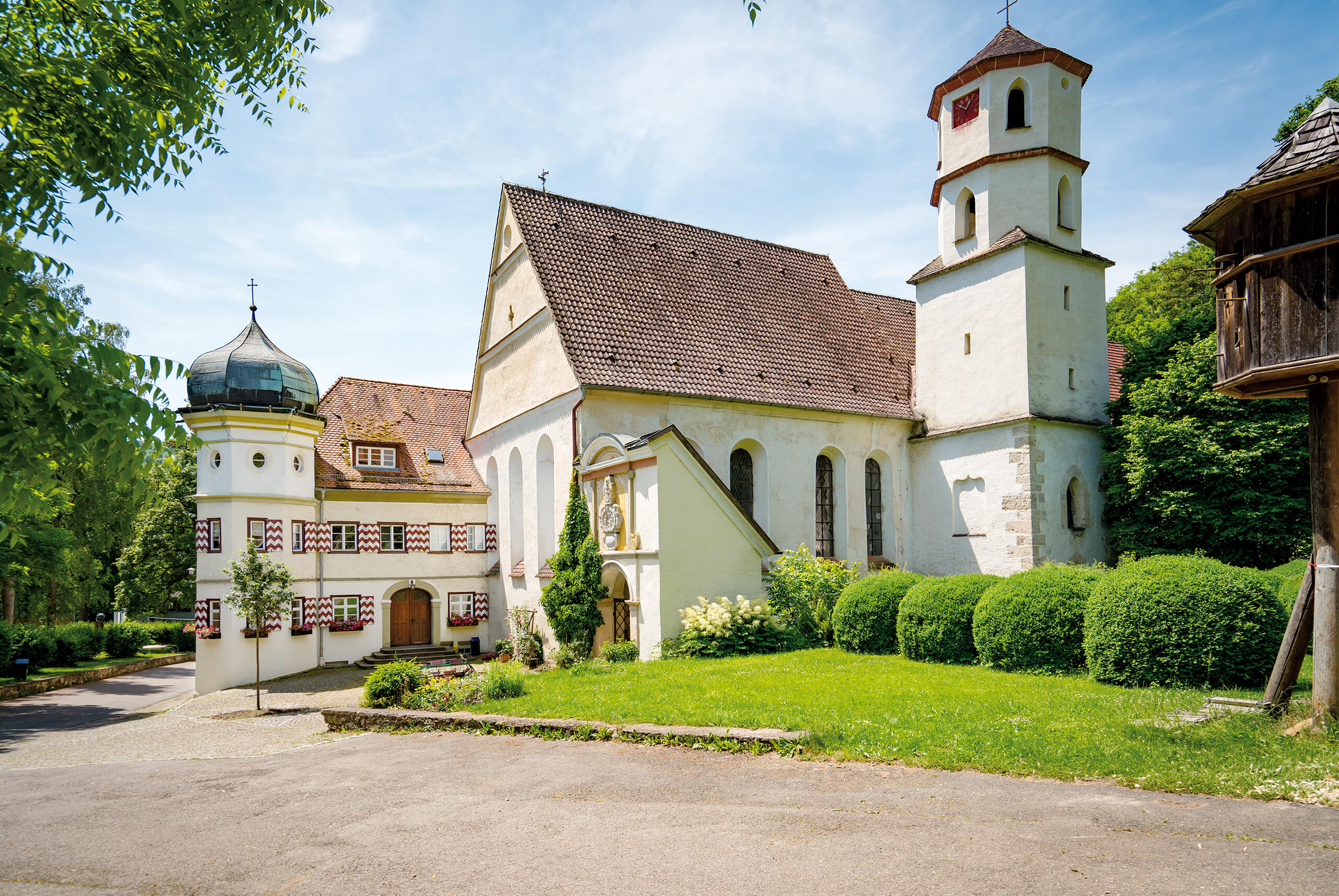 Urspring_Dorment_Kirche_ohne_Mast